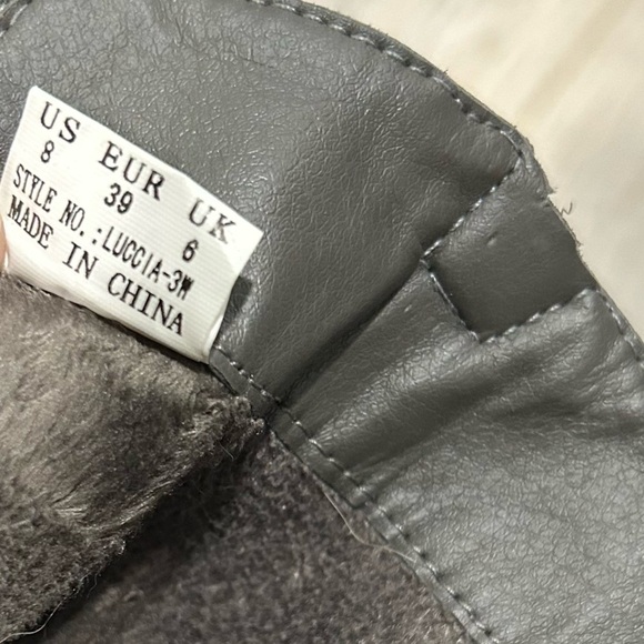 Dream Pairs Tall Riding Gray Faux Leather Fur Lined Boots Full Zip Up Size 8 - Picture 8 of 11